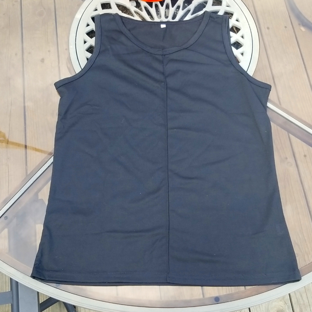 BLACK Womens Tank Top Size L Simple and Cute NWOT